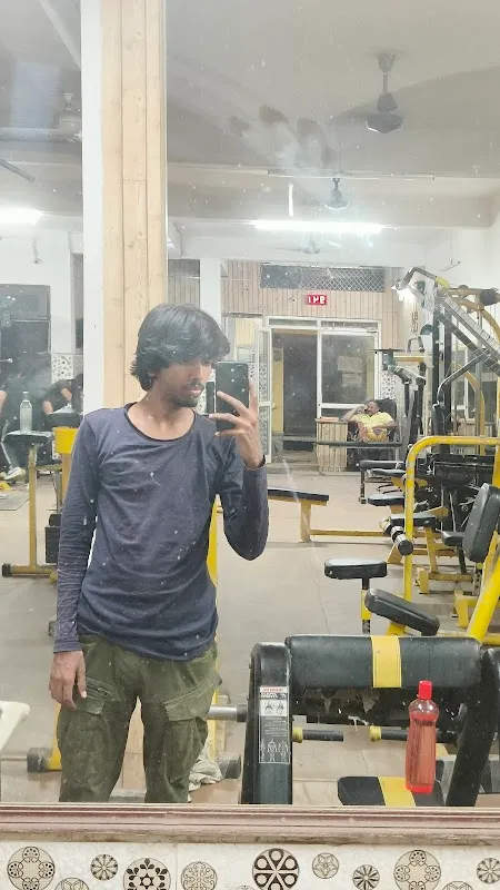 Marut Gym & Fitness Center Gym In Laxmi Nagar)