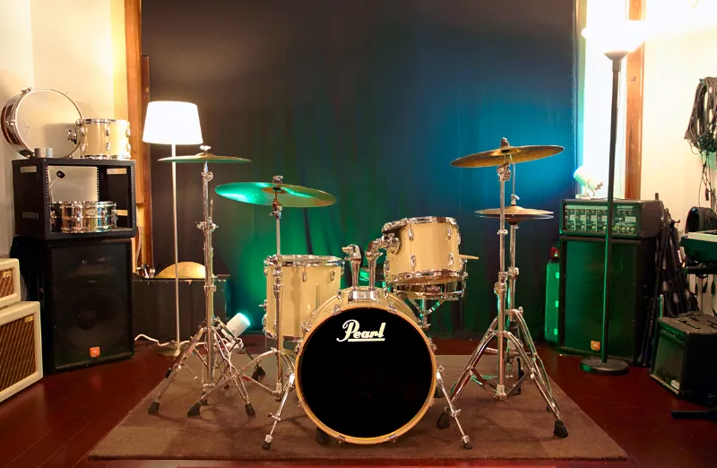 Mirrortone Studios