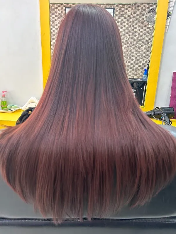 Hair Confident Family Salon, Patel Road Pradhan Nagar. Siliguri