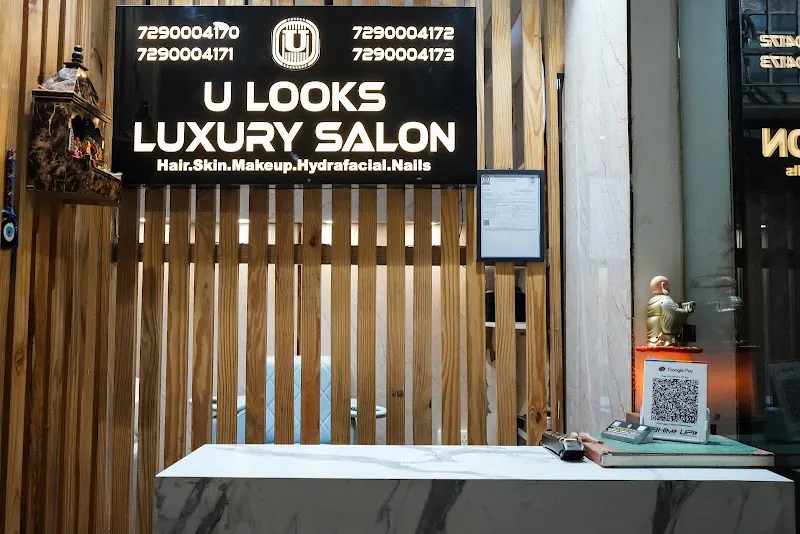 U Looks Unisex Luxury Salon