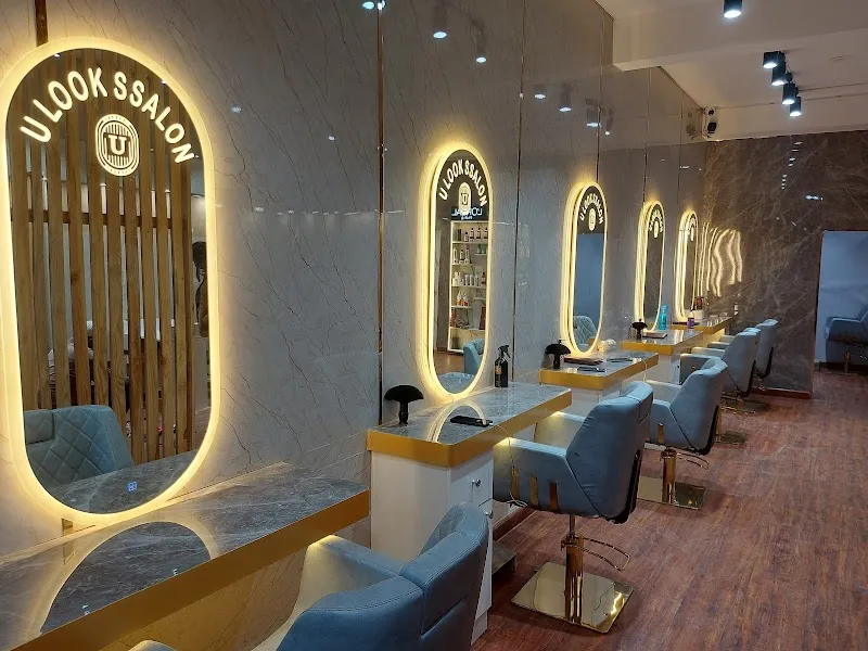 U Looks Unisex Luxury Salon
