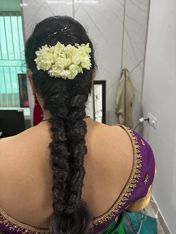 Cut & Cute Unisex Salon Mangalagiri
