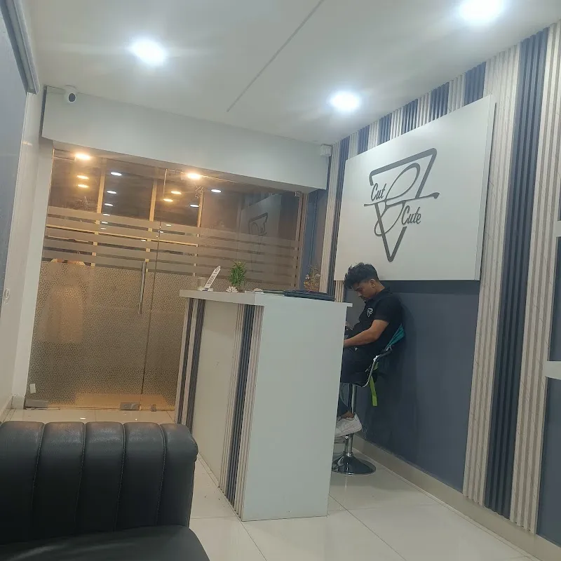 Cut & Cute Unisex Salon Mangalagiri