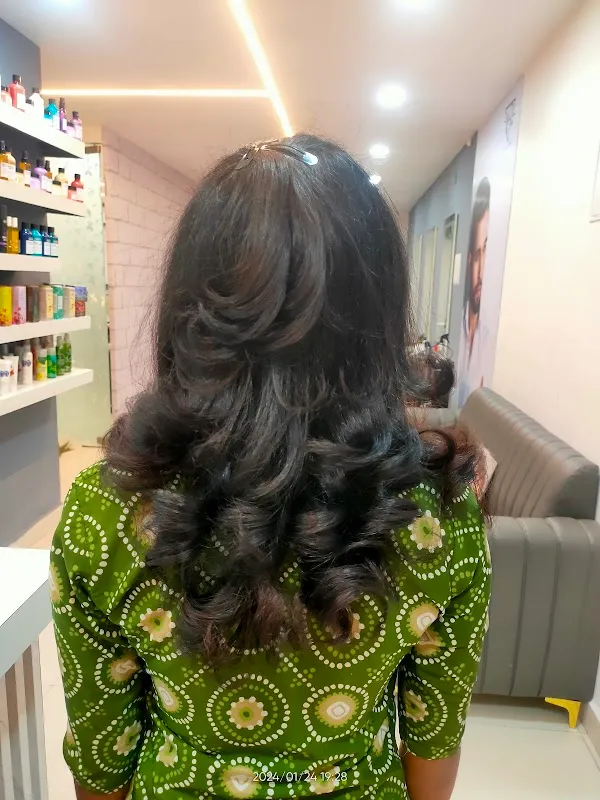 Cut & Cute Unisex Salon Mangalagiri