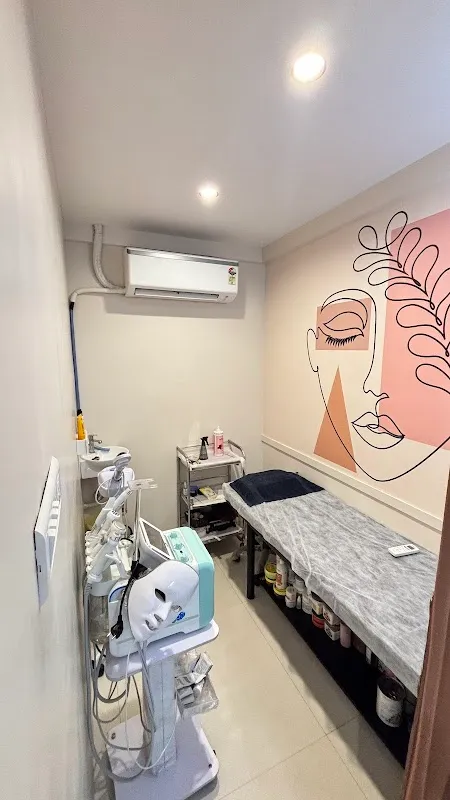 Nazim Salon and Academy