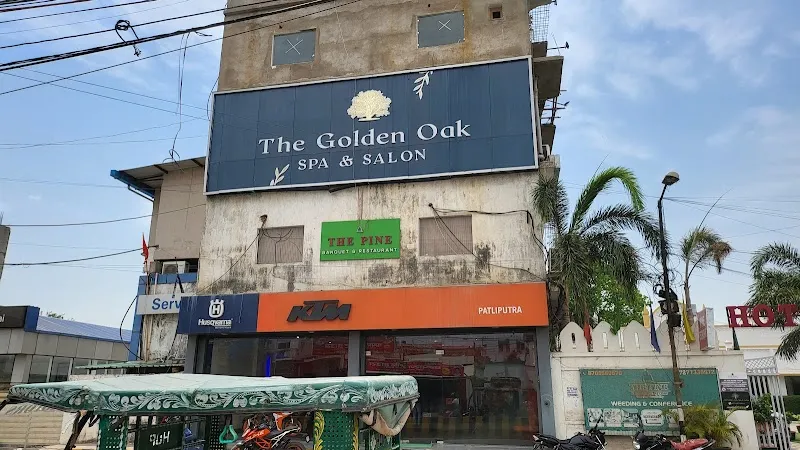 The Golden Oak Spa & Salon