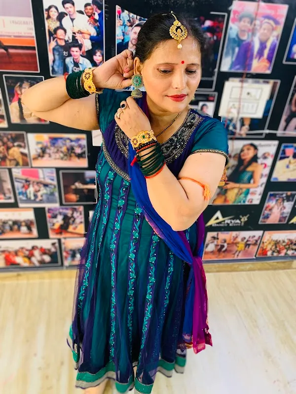 Arya dance City studio (dance studio)