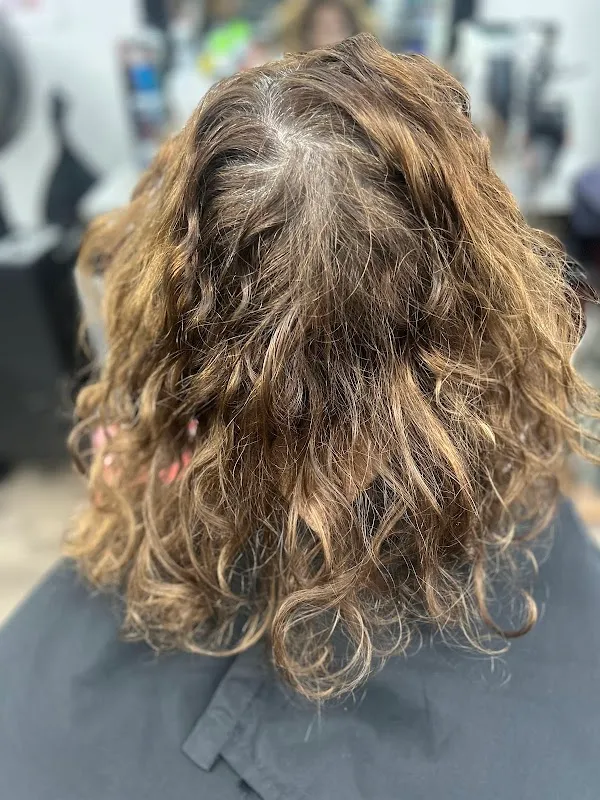 J's Personal Touch Hair Salon