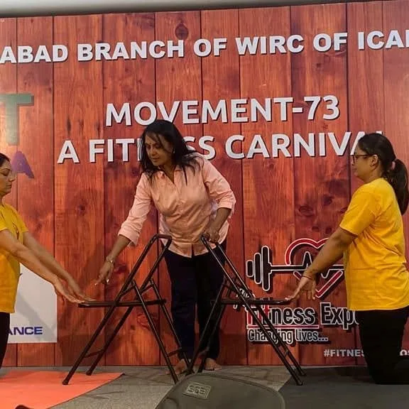 Hetal's Yog Clinic l Best yoga classes in Satellite l Iyengar yoga in Satellite
