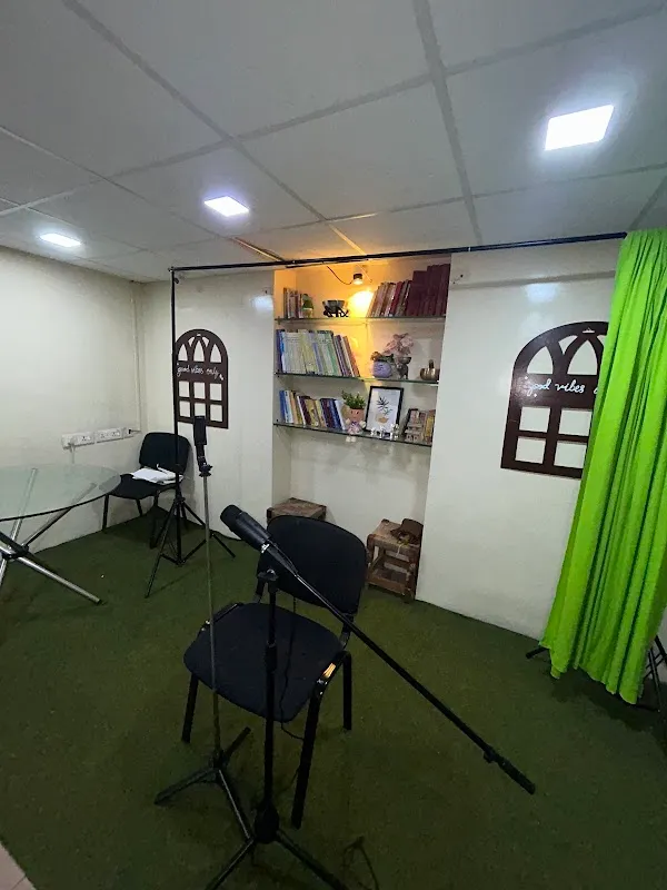 Chalgenius Podcast Studio