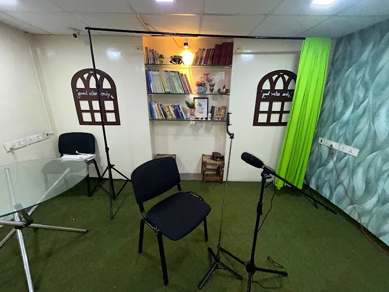 Chalgenius Podcast Studio