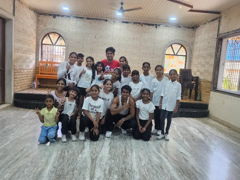 Rising star dance academy shahapur