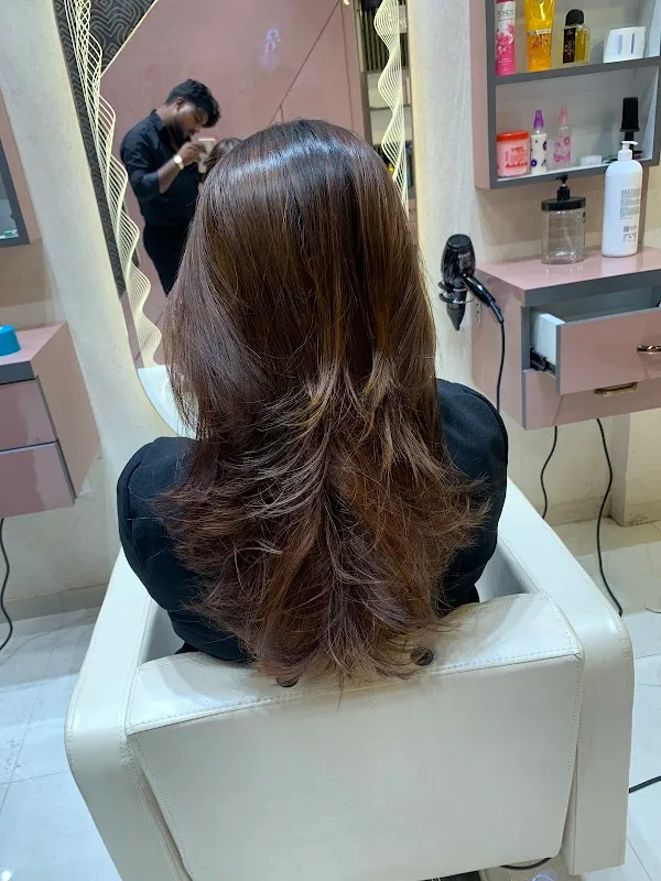 LM Studio Family Salon