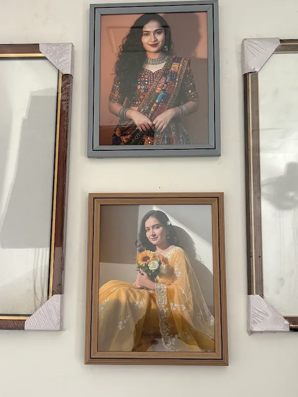 Swami Photo Studio - Photo Shoot, Album Design, Photo Frames & Printing