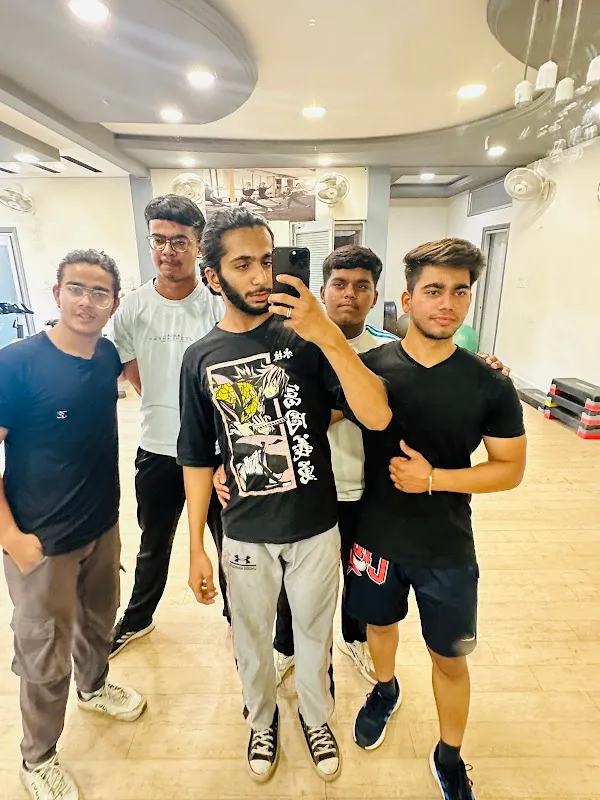 PREMIUM FITNESS GYM