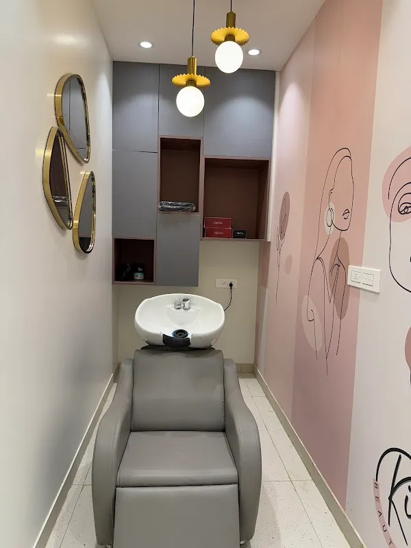 Kii Beauty Salon | Unisex | Hair | Nail | Makeup Vijayanagar