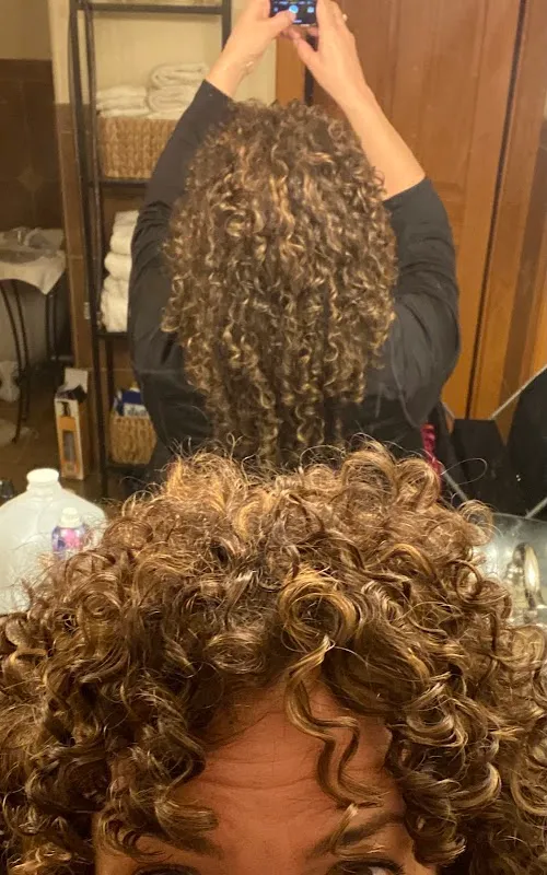 Capelli Hair Studio