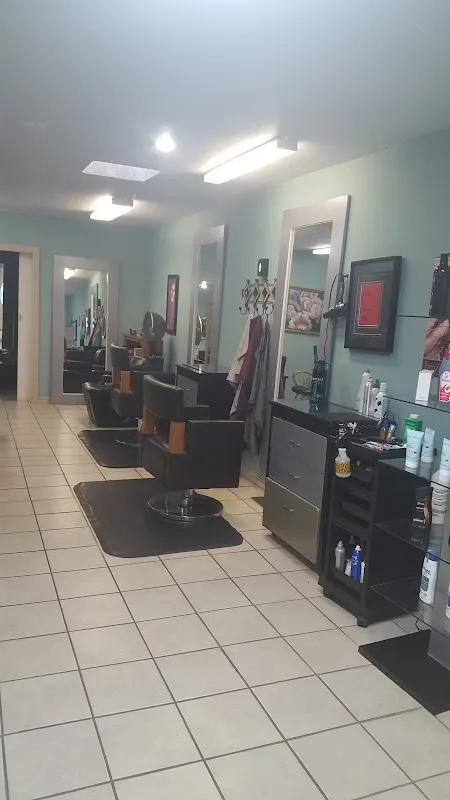 Capelli Hair Studio