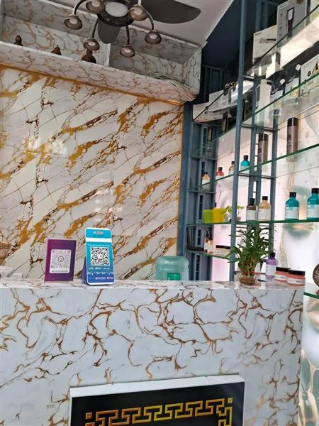 Luizz's Salon & Academy | Unisex Salon