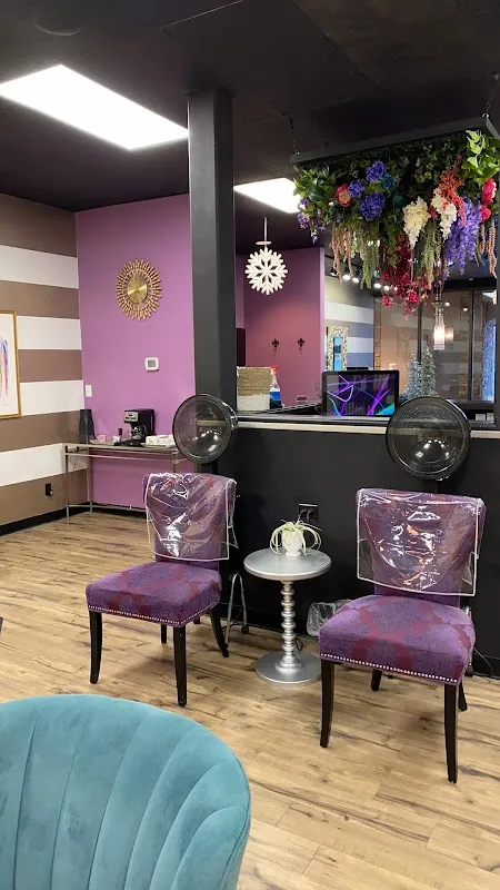 Luxe Salon