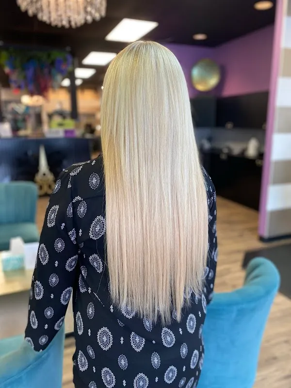 Luxe Salon