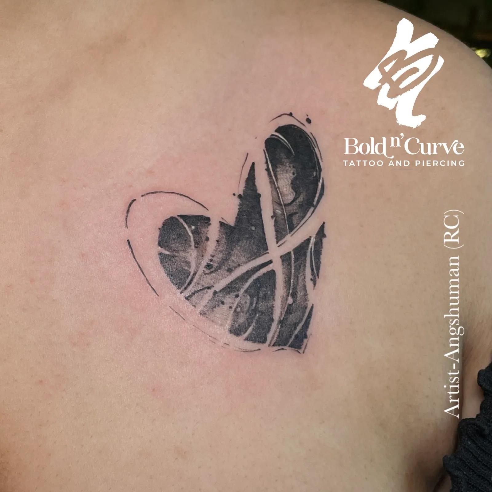 BOLD N CURVE TATOO STUDIO