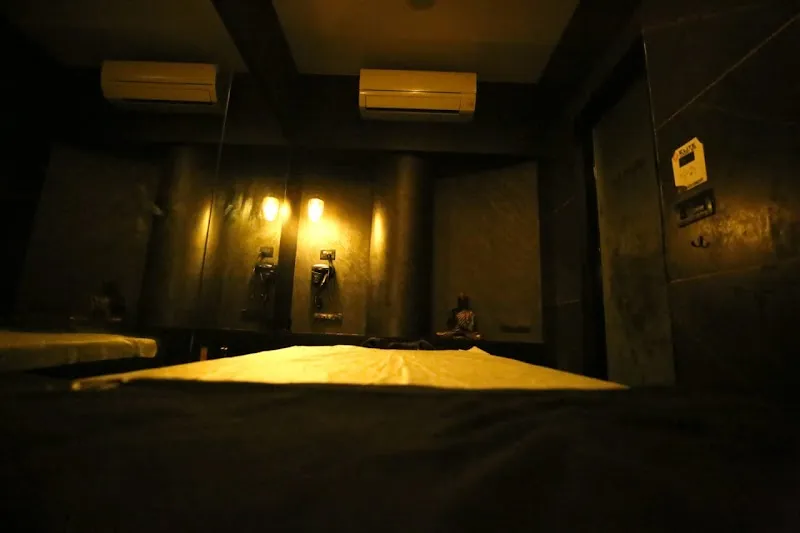 Elite Luxury Spa Malad West