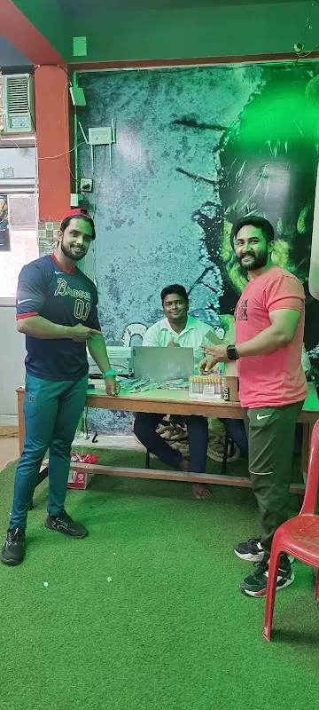 The Fit Zone unisex Gym | Best Gym in Awas Vikas No 3 | Best Gym in Kalyanpur | Best Gym for Personal Training |