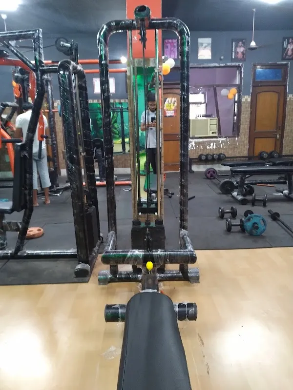 The Fit Zone unisex Gym | Best Gym in Awas Vikas No 3 | Best Gym in Kalyanpur | Best Gym for Personal Training |