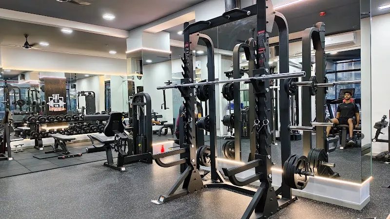THE MUSCLE CULTURE