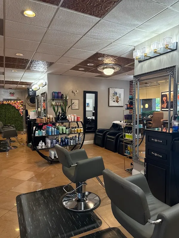 Velarde Salon & Spa
