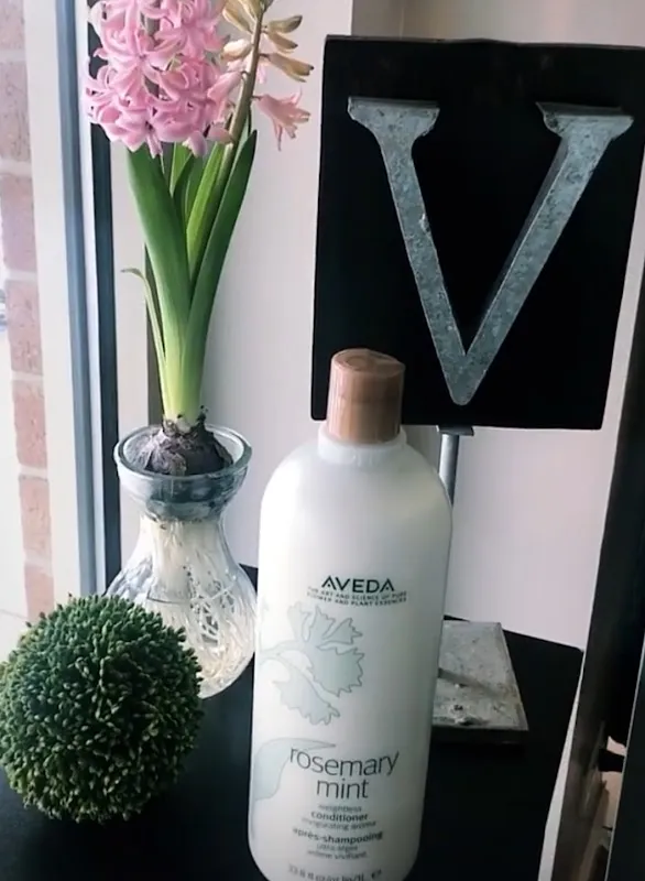 Velarde Salon & Spa