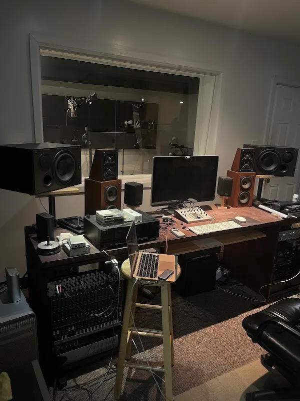 iLL House Recording Studio