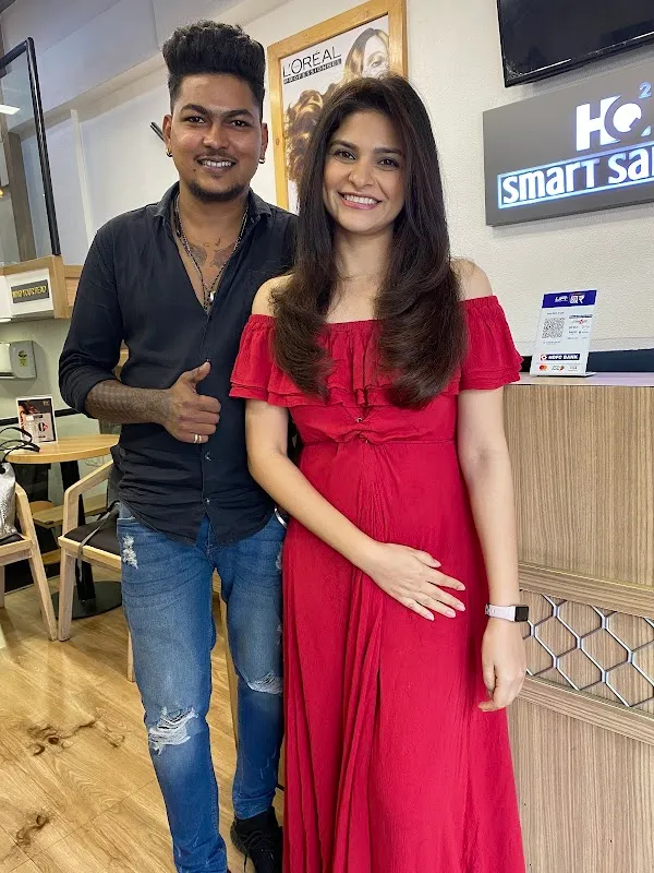 HQ² Smart Salon Goregaon