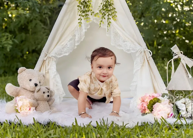 Dinesh Digital Photo Studio