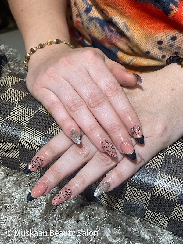 Muskaan Beauty Salon - Hair salon | Best Salon in mansarovar garden