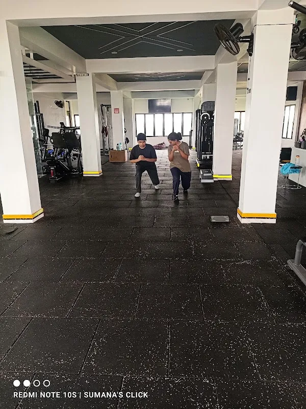 HB FITNESS STUDIO