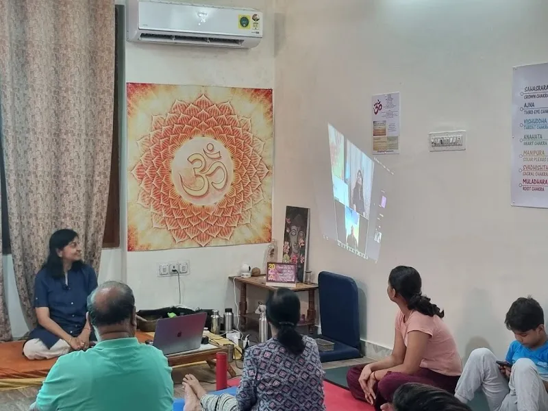 Yoga Health Care Centre Gurgoan Dr.Monika Agrawal