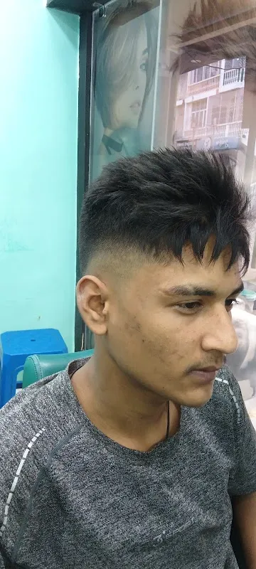SR Unisex Hair Salon