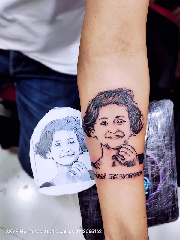 SKYRiNS Tattoo Studio