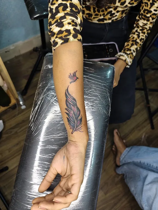 Sumit Tattoo studio