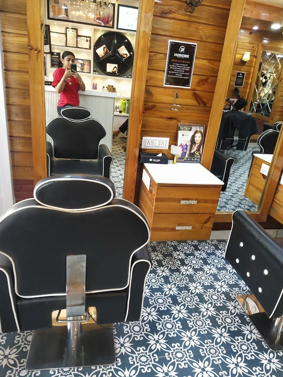 28 Degree Unisex Salon