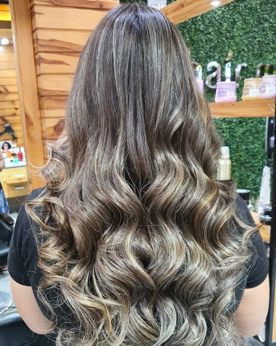 28 Degree Unisex Salon