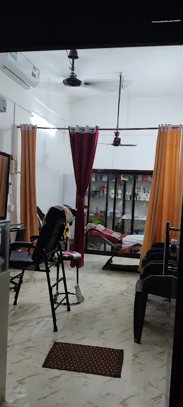 Sakshi Salon & Spa [ ACADEMY ]