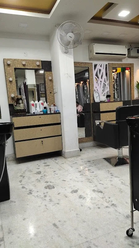 Paaruu Makeover & Beauty Parlour