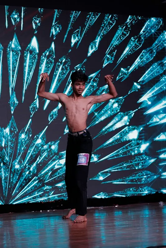 AV DANCE ACADEMY