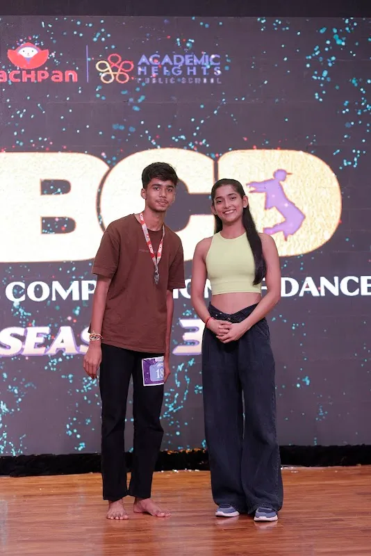 AV DANCE ACADEMY