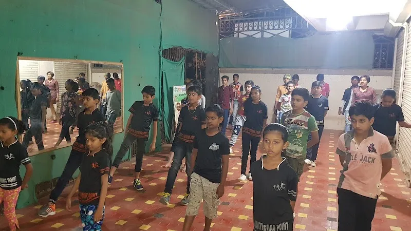 Gravity turning point Dance Academy