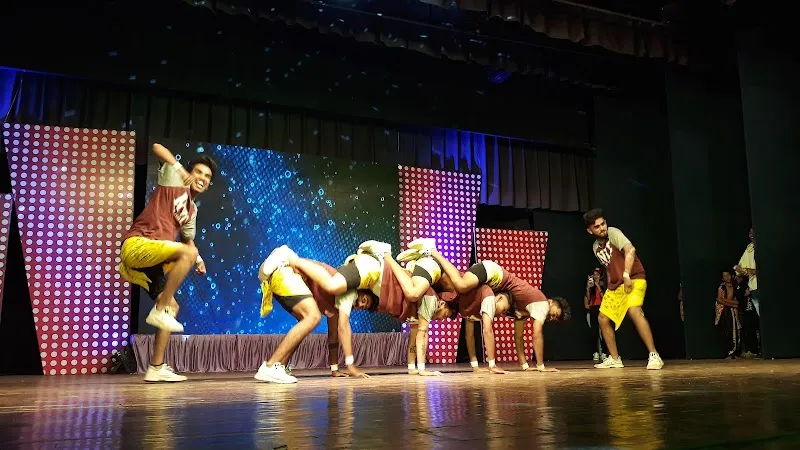 TANTRUM DANCE ACADEMY (Kalwa|Kharegaon)