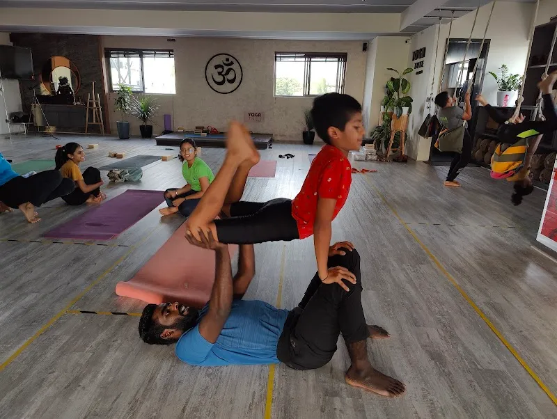 YogaTute Health (Yoga School)